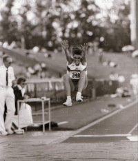 Image ID: 201806082240_00018