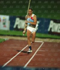 Image ID: 201807152103_00010